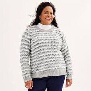 Croft & Barrow Gray and White Crew Neck Sweater